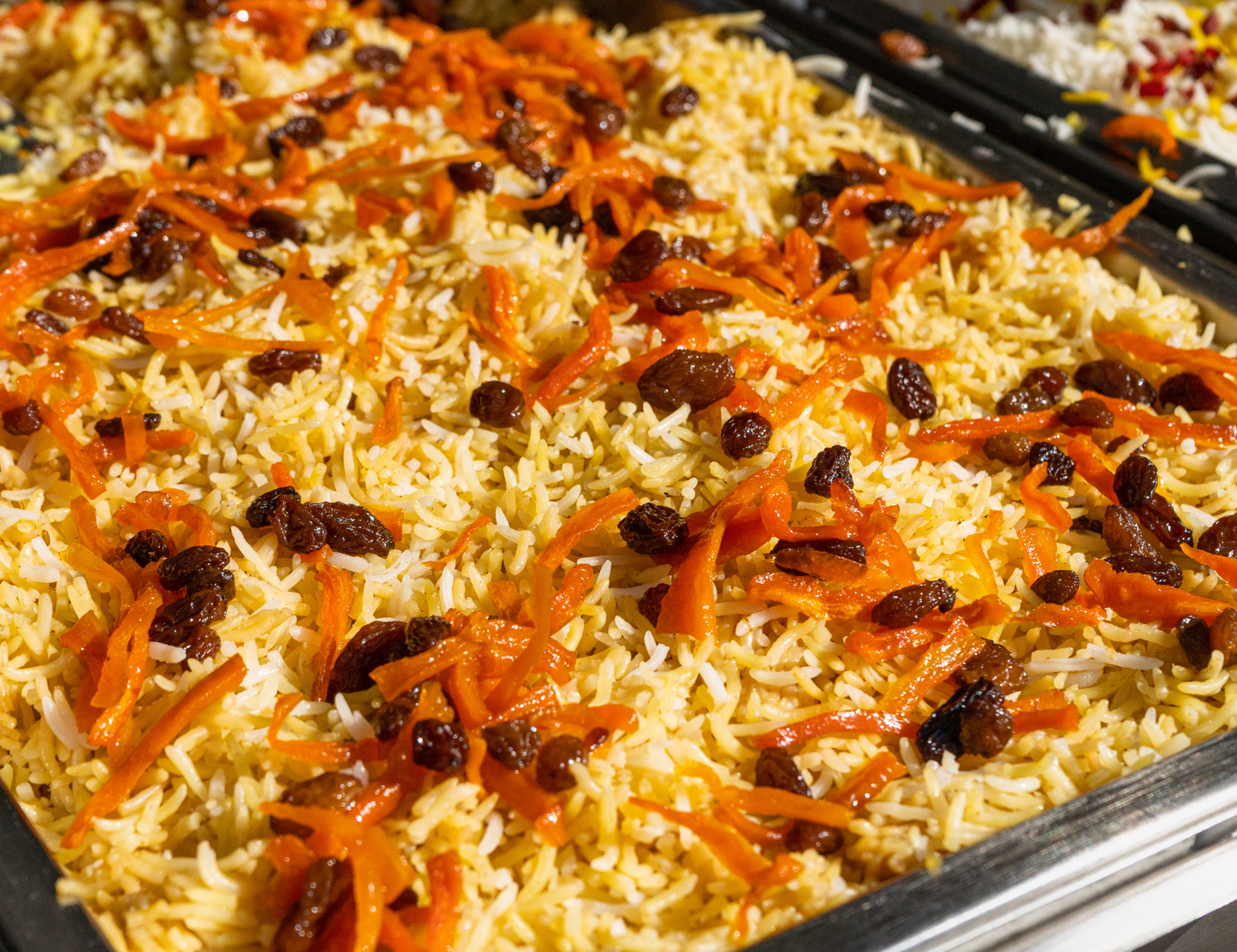 image of raisins with rice - persian food